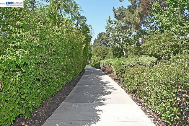 3714 Reflections Dr, Pleasanton, CA 94566