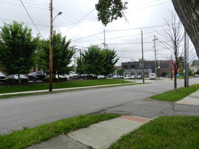 236 E 4th Avenue, Columbus, OH 43201