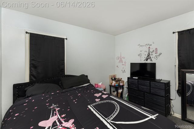 20308 Gilchrist Street, Detroit, MI 48235