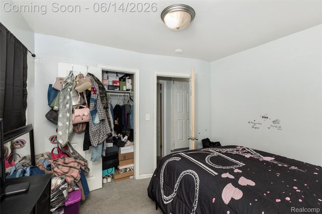20308 Gilchrist Street, Detroit, MI 48235
