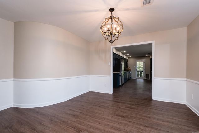 4 Flintwood Drive, Little Rock, AR 72227