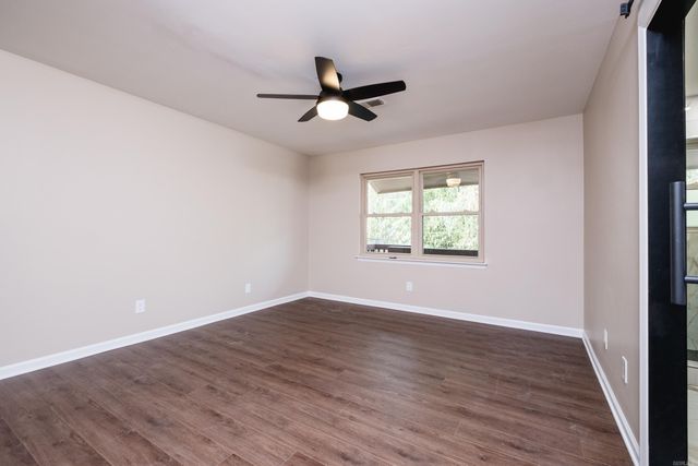 4 Flintwood Drive, Little Rock, AR 72227