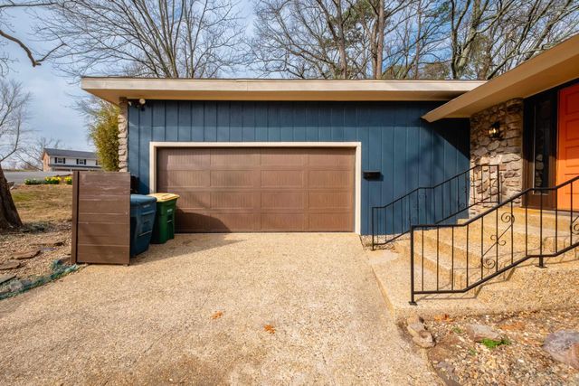 4 Flintwood Drive, Little Rock, AR 72227