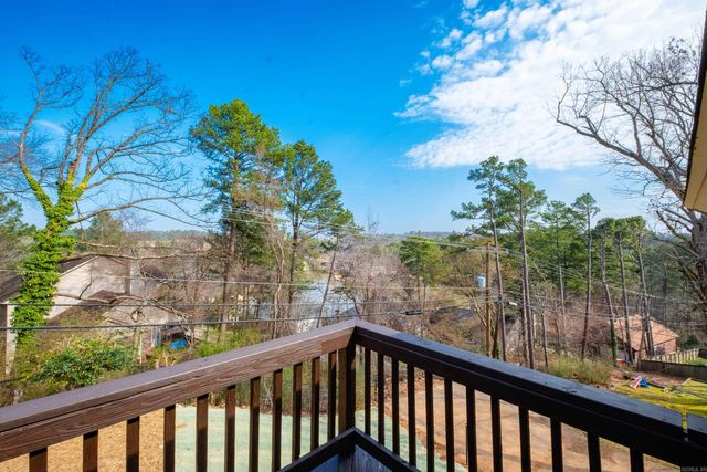 4 Flintwood Drive, Little Rock, AR 72227