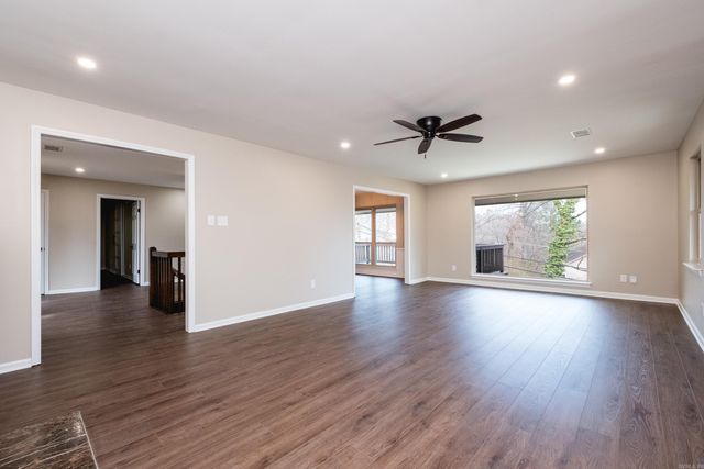 4 Flintwood Drive, Little Rock, AR 72227