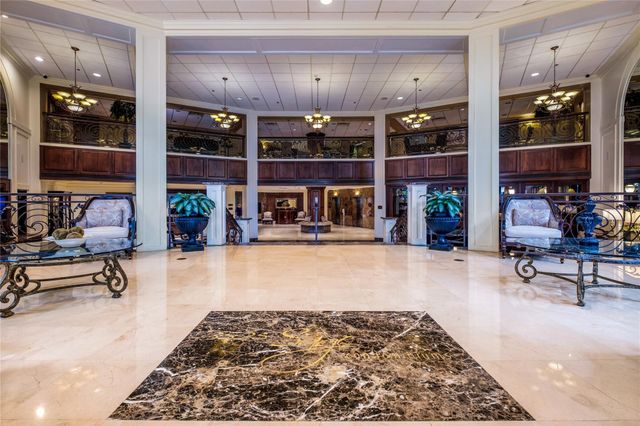 3525 Sage Road 1210, Houston, TX 77056