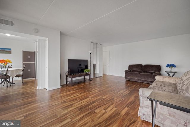 603 PLAYA DEL SOL, Cherry Hill, NJ 08002