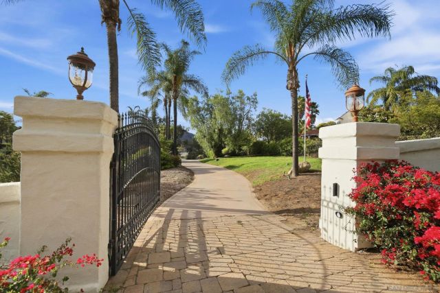 3548 Rosa Way, Fallbrook, CA 92028