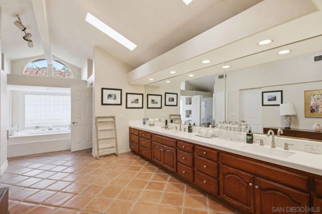 3548 Rosa Way, Fallbrook, CA 92028