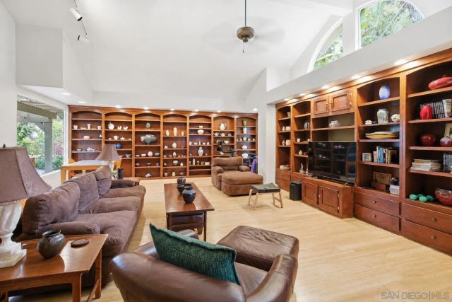 3548 Rosa Way, Fallbrook, CA 92028