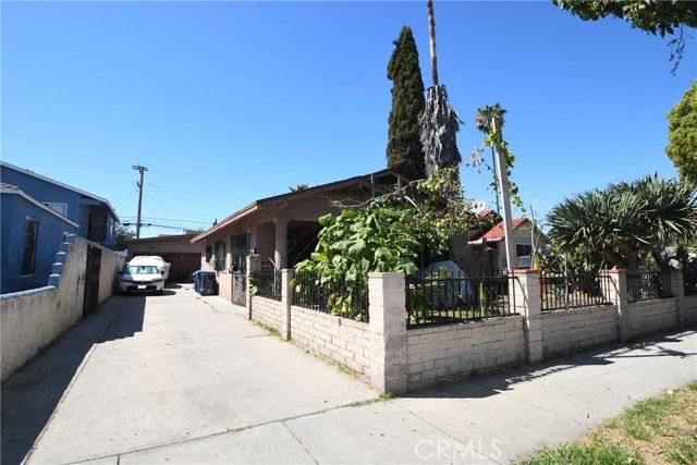 1731 Gaviota Avenue, Long Beach, CA 90813