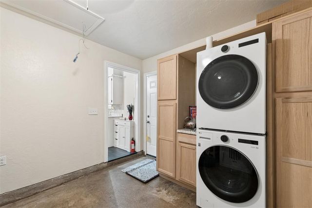 804 NW 8th Street, Moore, OK 73160