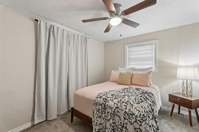 804 NW 8th Street, Moore, OK 73160