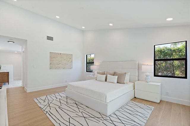 4543 Gleneagles Drive, Boynton Beach, FL 33436