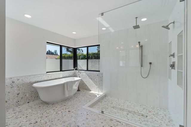 4543 Gleneagles Drive, Boynton Beach, FL 33436