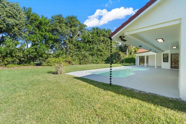 4543 Gleneagles Drive, Boynton Beach, FL 33436