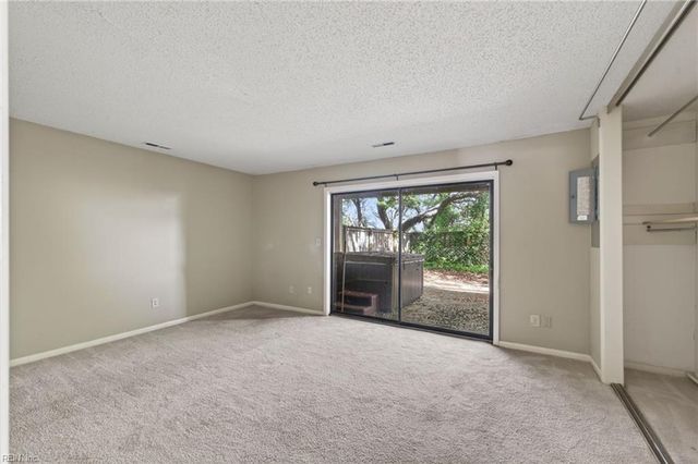 3920 Whooping Crane CIR, Virginia Beach, VA 23455