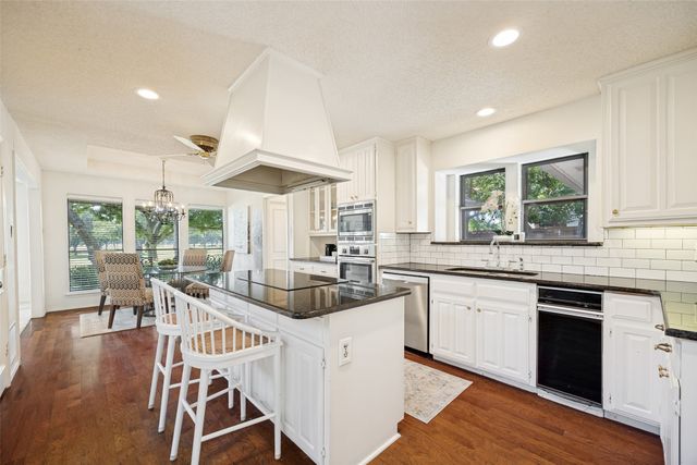 2306 Windsor Drive, Richardson, TX 75082