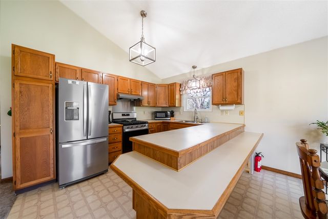 3382 Sunset Drive, Muskegon, MI 49444