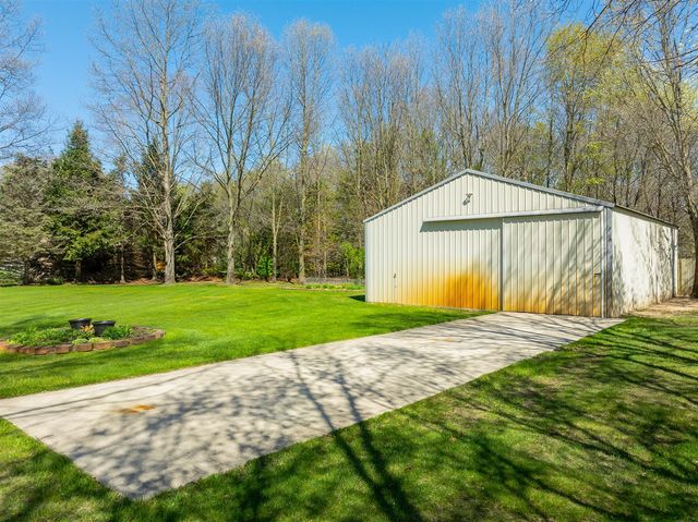 3382 Sunset Drive, Muskegon, MI 49444