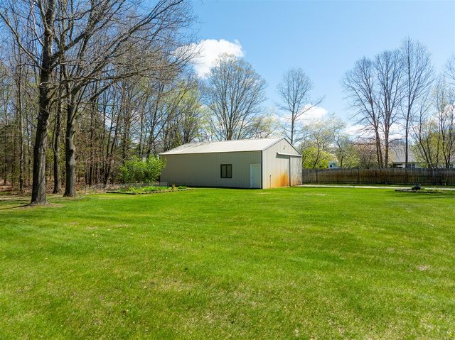 3382 Sunset Drive, Muskegon, MI 49444