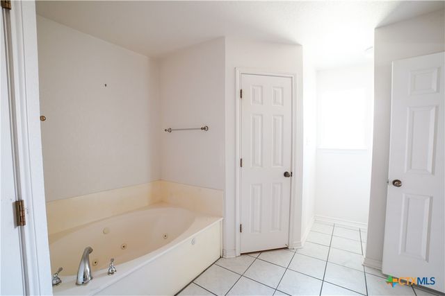 12818 Stonegate Trail, Belton, TX 76513
