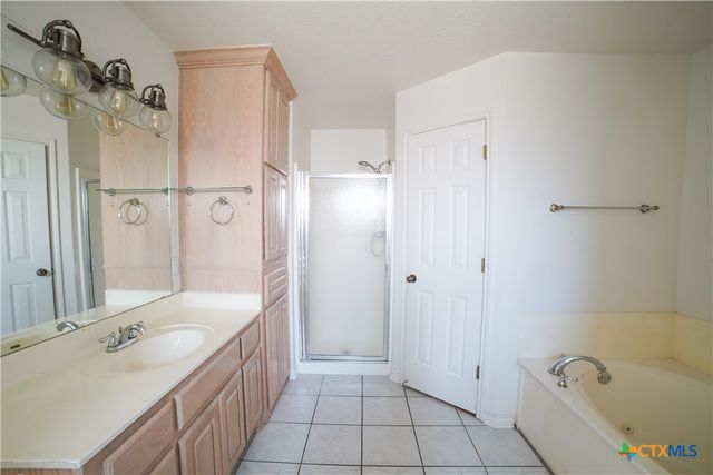 12818 Stonegate Trail, Belton, TX 76513