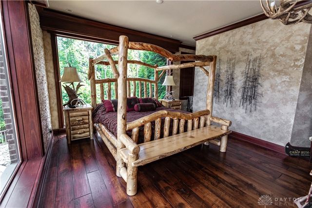 8234 Voltaire Court, Waynesville, OH 45068