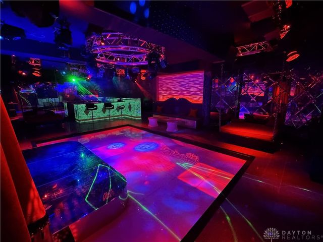 8234 Voltaire Court, Waynesville, OH 45068