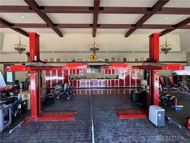 8234 Voltaire Court, Waynesville, OH 45068