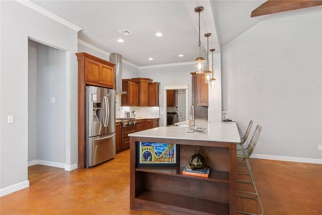 2228 Timber Crossing, Yukon, OK 73099