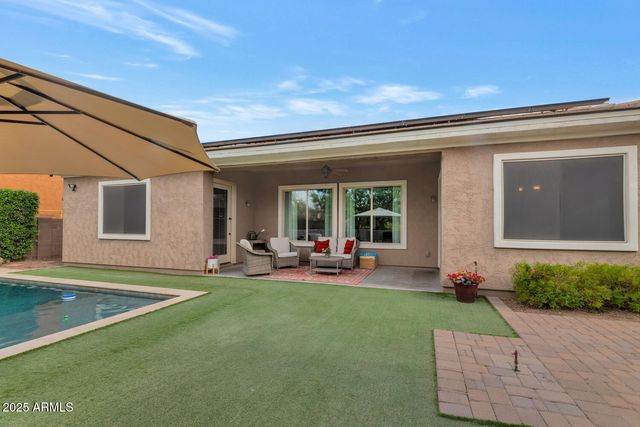 2605 W Desert Marigold Drive, Phoenix, AZ 85085