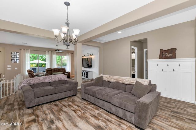 2605 W Desert Marigold Drive, Phoenix, AZ 85085