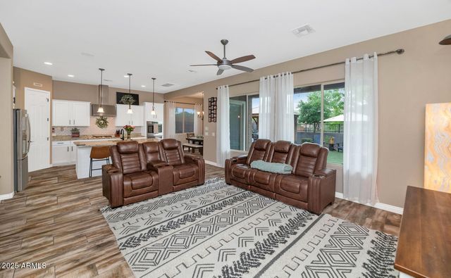 2605 W Desert Marigold Drive, Phoenix, AZ 85085