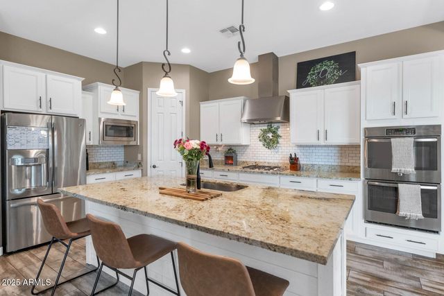 2605 W Desert Marigold Drive, Phoenix, AZ 85085