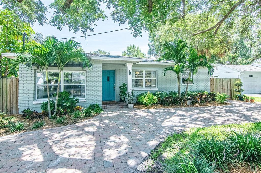 2618 S TORONTO AVENUE, Tampa, FL 33629