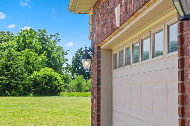 20 Hardin Hills Drive, Galena, MO 65656