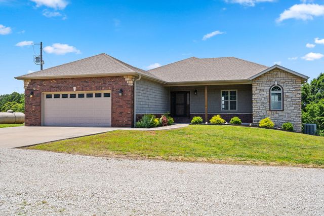 20 Hardin Hills Drive, Galena, MO 65656