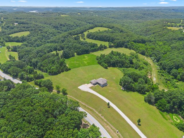 20 Hardin Hills Drive, Galena, MO 65656