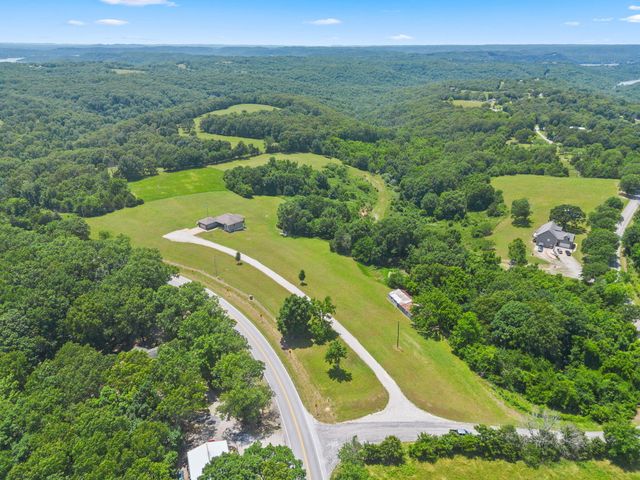 20 Hardin Hills Drive, Galena, MO 65656