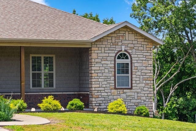 20 Hardin Hills Drive, Galena, MO 65656