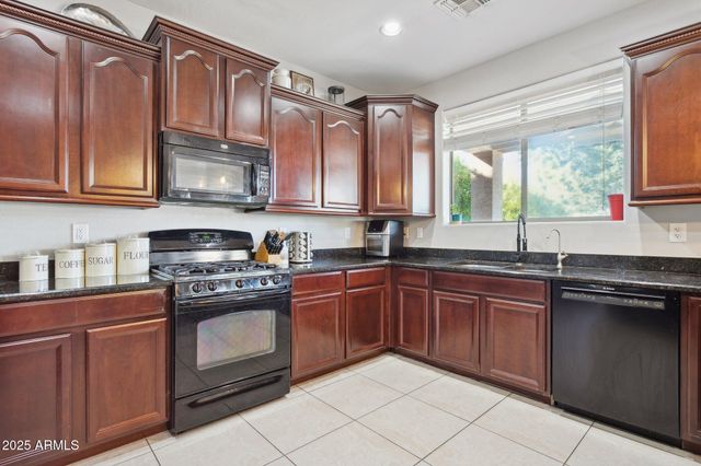 30522 N REBECCA Lane, San Tan Valley, AZ 85143