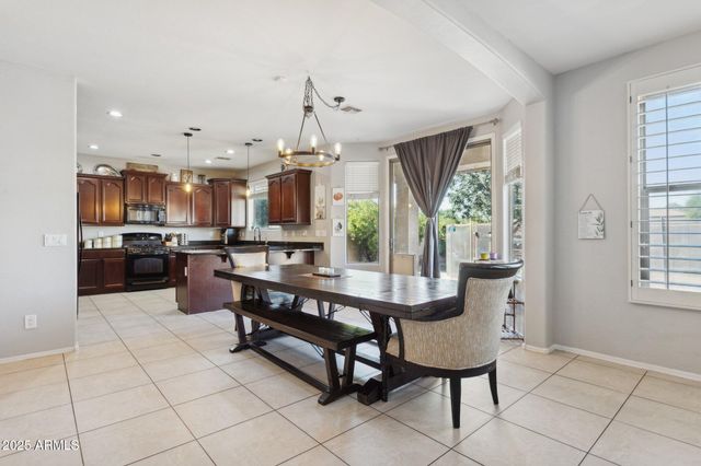 30522 N REBECCA Lane, San Tan Valley, AZ 85143