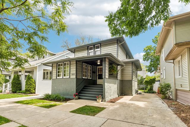 848 Carpenter Avenue, Oak Park, IL 60304