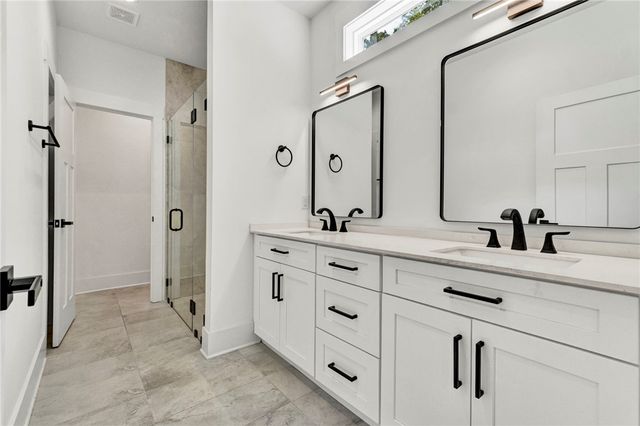 100 Plum Court, Westminster, SC 29693