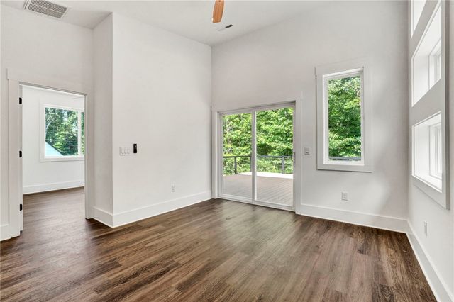 100 Plum Court, Westminster, SC 29693