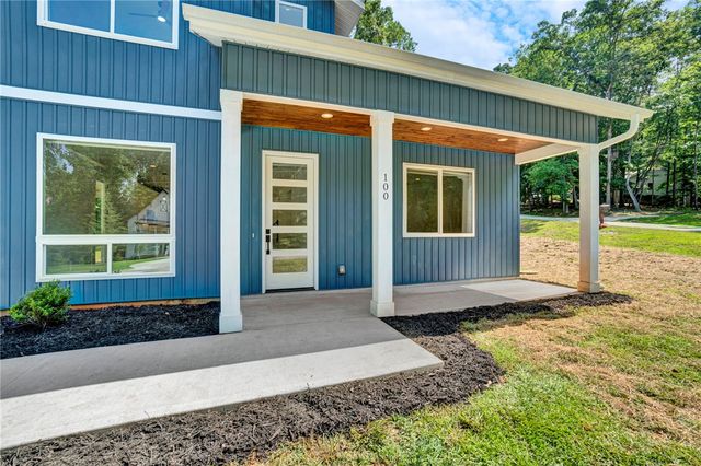 100 Plum Court, Westminster, SC 29693