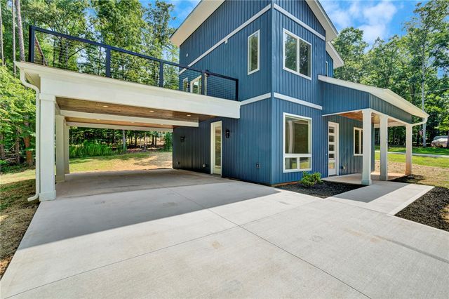 100 Plum Court, Westminster, SC 29693