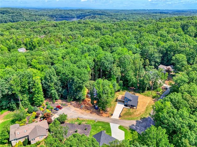 100 Plum Court, Westminster, SC 29693