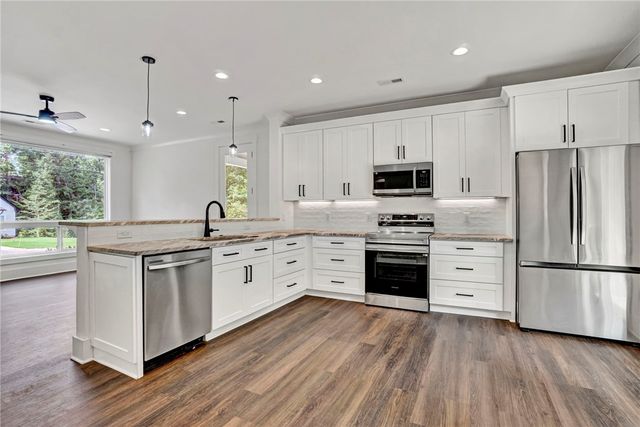 100 Plum Court, Westminster, SC 29693